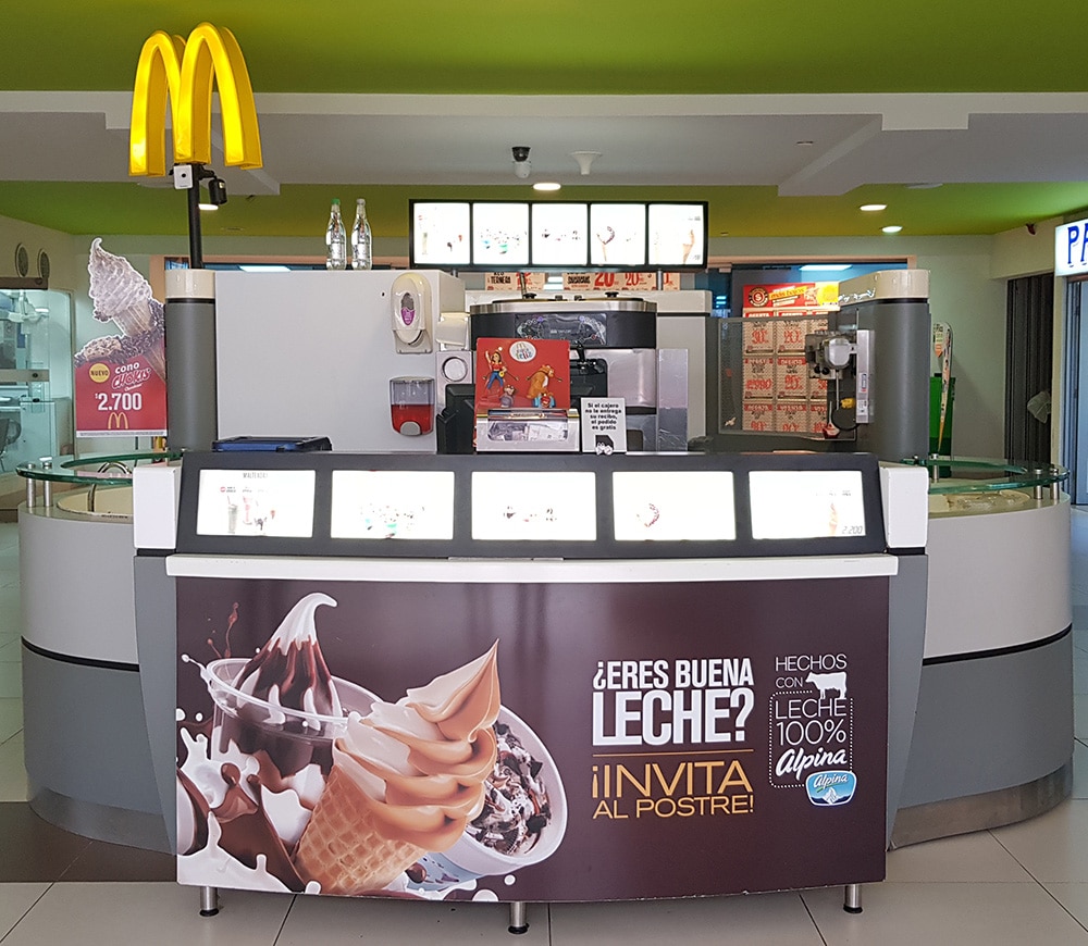 McDonalds heladeria centro comercial portoalegre